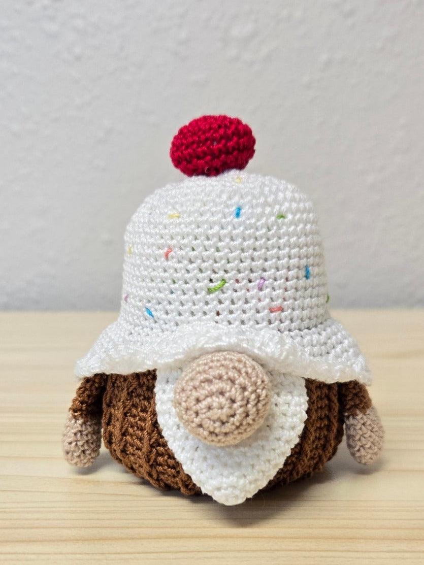 Cupcake Gnome