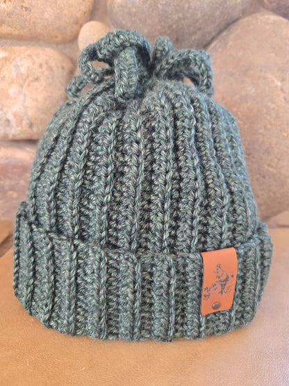 Hand-Crocheted Ribbed Beanie with Pom Pom: Earthy Acrylic Hat